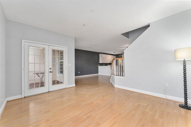 201 SE 2ND AVENUE 406, Gainesville, FL 32601