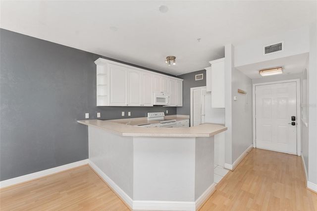 201 SE 2ND AVENUE 406, Gainesville, FL 32601