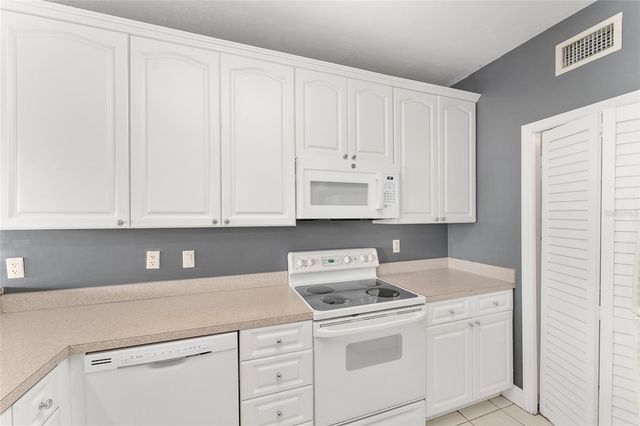 201 SE 2ND AVENUE 406, Gainesville, FL 32601