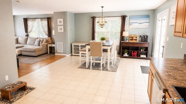21 Stanley Street, Naugatuck, CT 06770