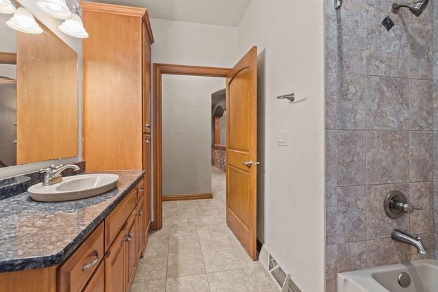 448 HARVEST ROAD, Green Bay, WI 54302