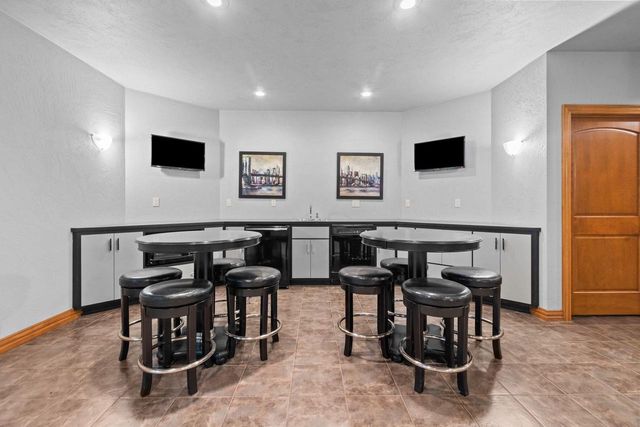 448 HARVEST ROAD, Green Bay, WI 54302