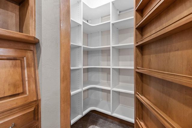 448 HARVEST ROAD, Green Bay, WI 54302