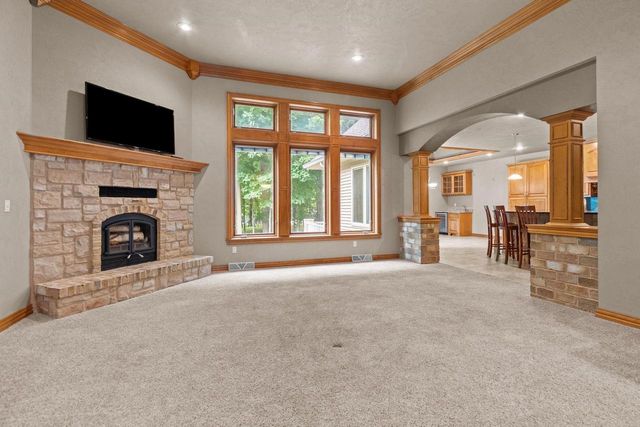 448 HARVEST ROAD, Green Bay, WI 54302