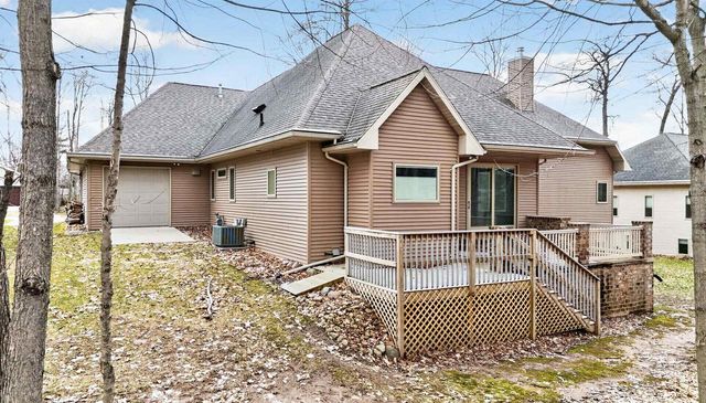 448 HARVEST ROAD, Green Bay, WI 54302