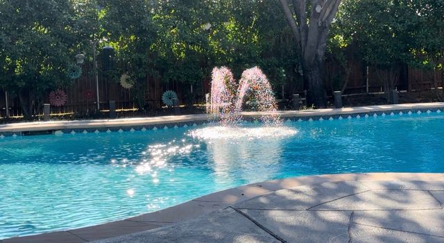 205 Nocona Drive, Waxahachie, TX 75165