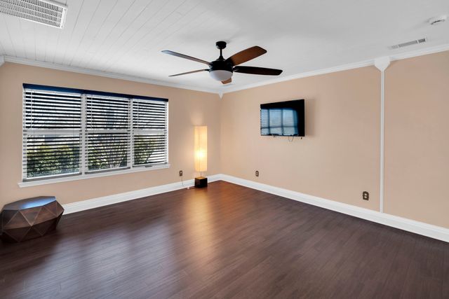 205 Nocona Drive, Waxahachie, TX 75165