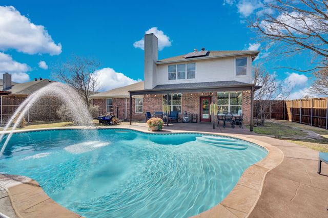 205 Nocona Drive, Waxahachie, TX 75165