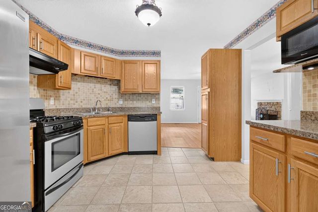 72 Victorian A Circle, Dallas, GA 30157