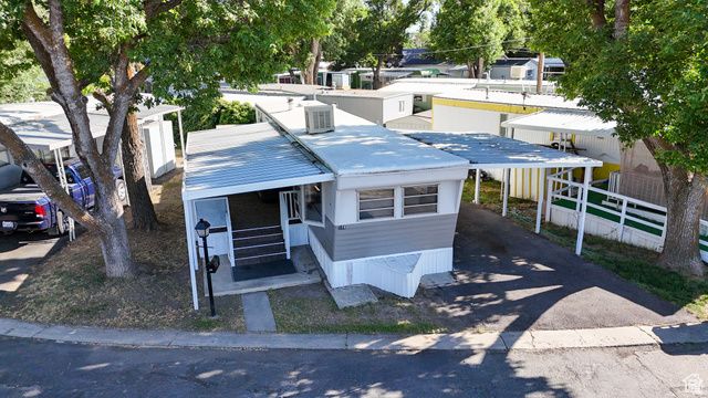 144 E GARDEN PARK CIR, South Salt Lake, UT 84115