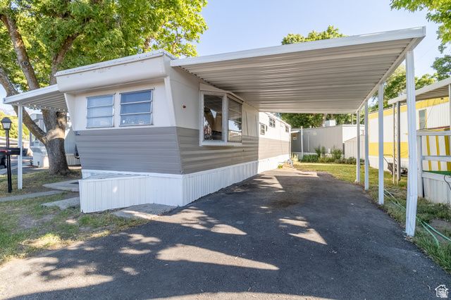 144 E GARDEN PARK CIR, South Salt Lake, UT 84115