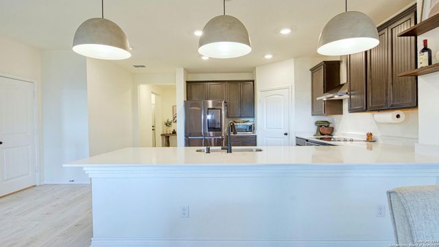 6510 CIBOLO SPGS, Converse, TX 78109