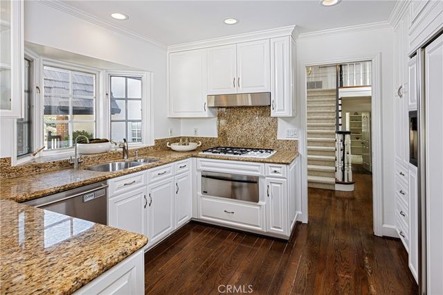 1039 Tiller way, Corona Del Mar, CA 92625