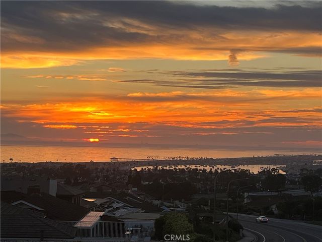 1039 Tiller way, Corona Del Mar, CA 92625