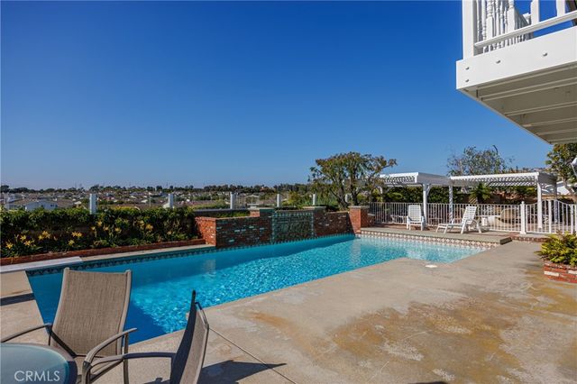 1039 Tiller way, Corona Del Mar, CA 92625