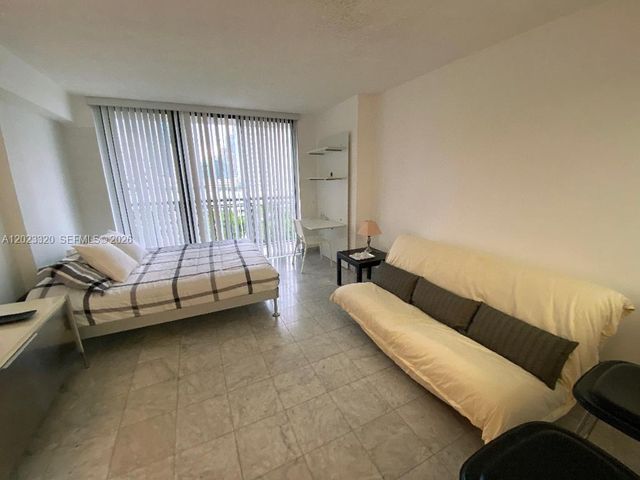 540 Brickell Key Dr 913, Miami, FL 33131