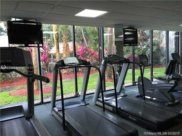 540 Brickell Key Dr 913, Miami, FL 33131
