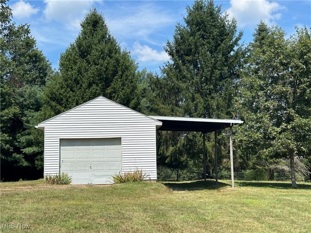 139 Kit Drive, New Cumberland, WV 26047