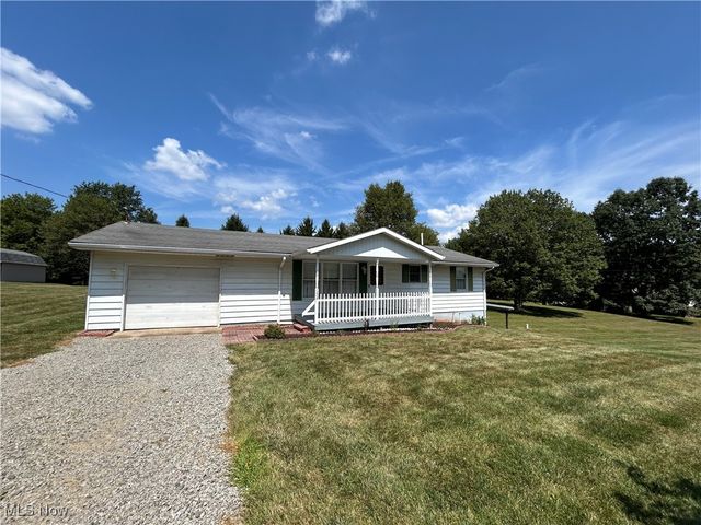 139 Kit Drive, New Cumberland, WV 26047