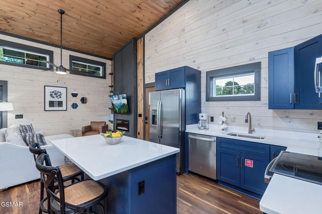 984 Goose Gap Road, Sevierville, TN 37876