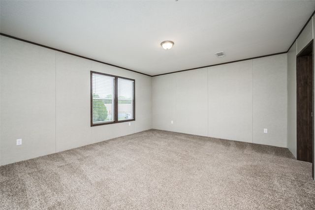 101 Shady Grove Drive, Sanger, TX 76266