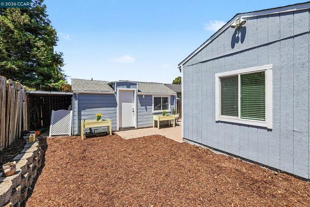 2214 Pacheco Blvd, Martinez, CA 94553