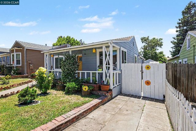 2214 Pacheco Blvd, Martinez, CA 94553