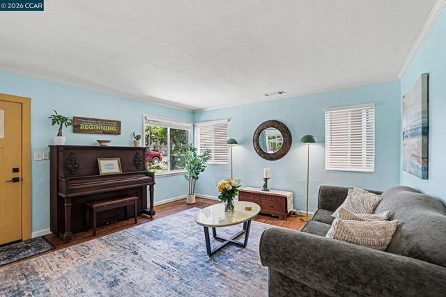 2214 Pacheco Blvd, Martinez, CA 94553