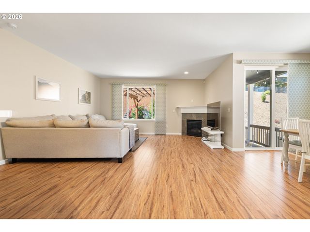14345 Se VISTA HEIGHTS St, Happy Valley, OR 97086