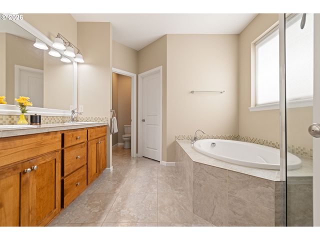 14345 Se VISTA HEIGHTS St, Happy Valley, OR 97086