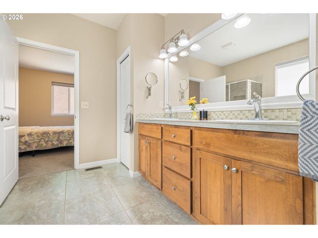 14345 Se VISTA HEIGHTS St, Happy Valley, OR 97086