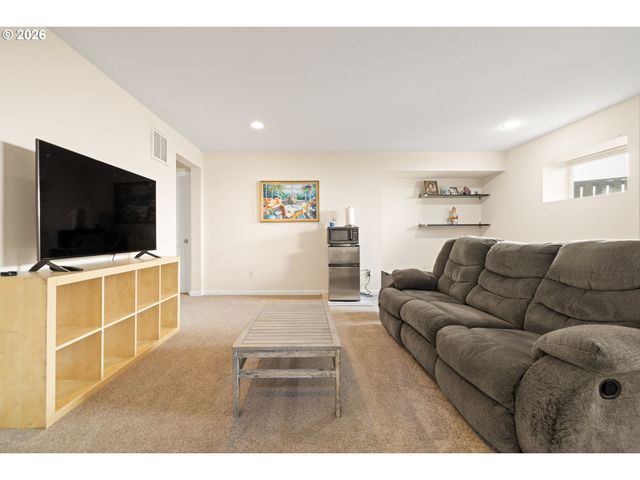 14345 Se VISTA HEIGHTS St, Happy Valley, OR 97086