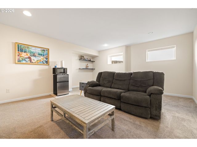 14345 Se VISTA HEIGHTS St, Happy Valley, OR 97086