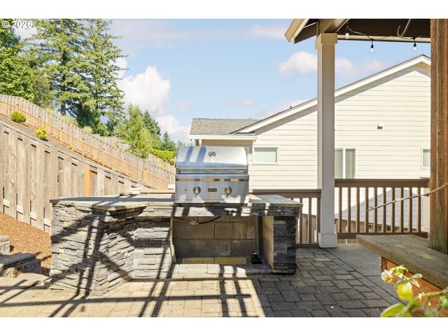 14345 Se VISTA HEIGHTS St, Happy Valley, OR 97086
