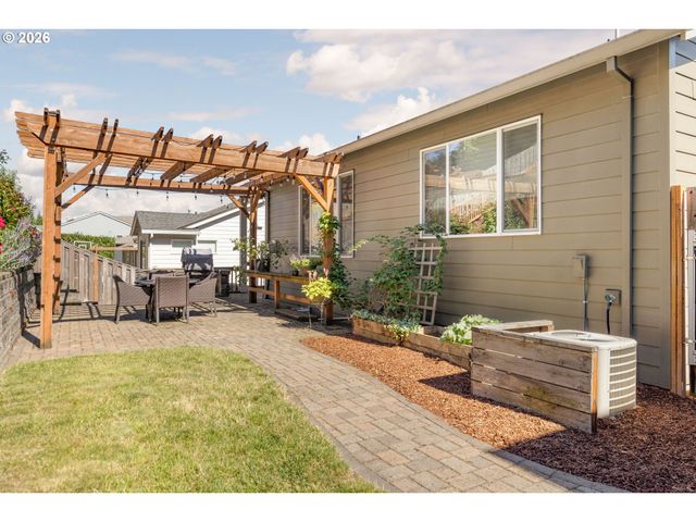 14345 Se VISTA HEIGHTS St, Happy Valley, OR 97086
