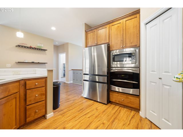 14345 Se VISTA HEIGHTS St, Happy Valley, OR 97086