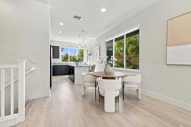 252 Odyssey Lane 26, Milpitas, CA 95035