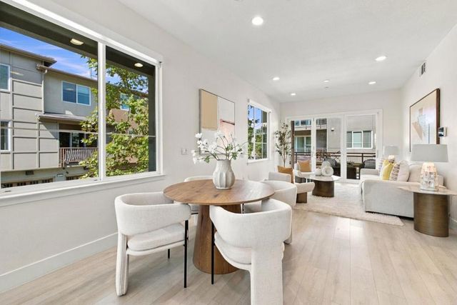 252 Odyssey Lane 26, Milpitas, CA 95035