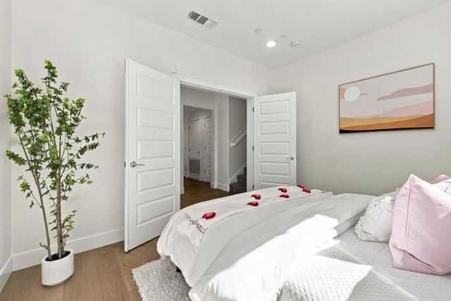 252 Odyssey Lane 26, Milpitas, CA 95035