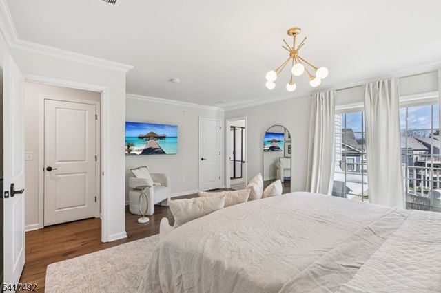 21 Dahlia Dr, Warren Twp., NJ 07059