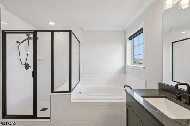 21 Dahlia Dr, Warren Twp., NJ 07059