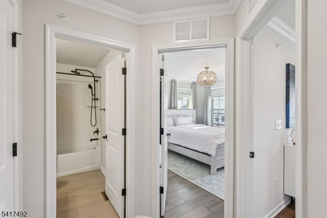 21 Dahlia Dr, Warren Twp., NJ 07059