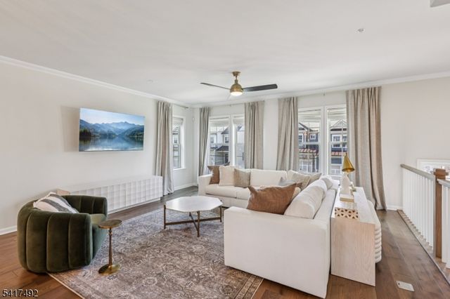 21 Dahlia Dr, Warren Twp., NJ 07059