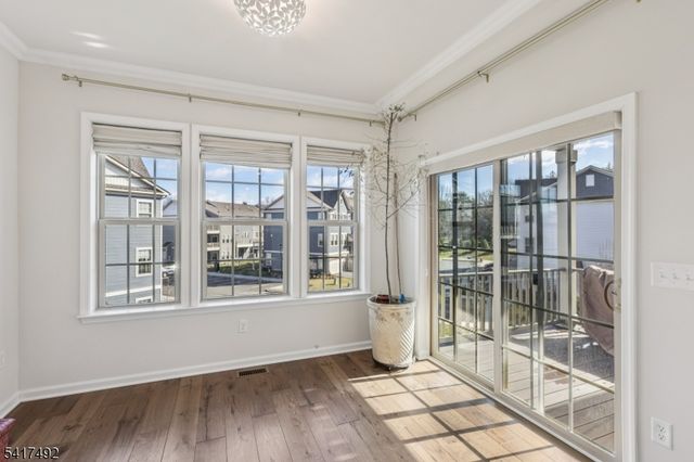 21 Dahlia Dr, Warren Twp., NJ 07059