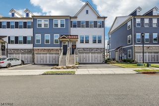 21 Dahlia Dr, Warren Twp., NJ 07059