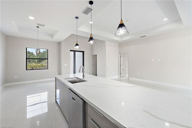 2903 37th ST W, Lehigh Acres, FL 33971