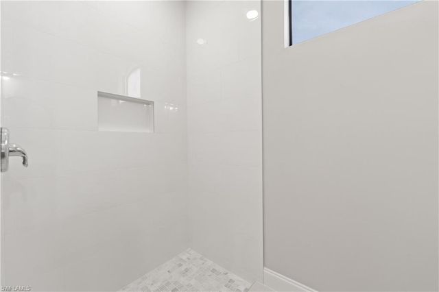 2903 37th ST W, Lehigh Acres, FL 33971