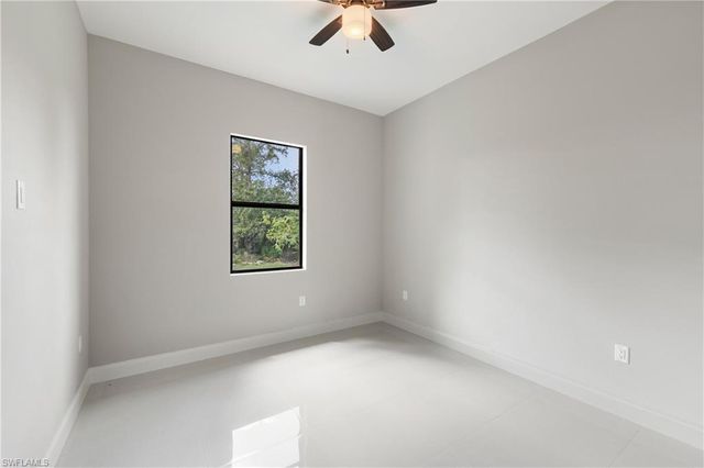 2903 37th ST W, Lehigh Acres, FL 33971