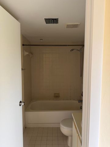 3730 Village Drive A, Delray Beach, FL 33445