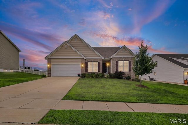 207 Grand Rapids Lane, Edwardsville, IL 62025